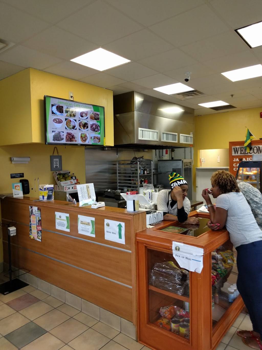 Beef It Up | restaurant | 1643 Pulaski Hwy, Newark, DE 19702, USA | 3028323331 OR +1 302-832-3331