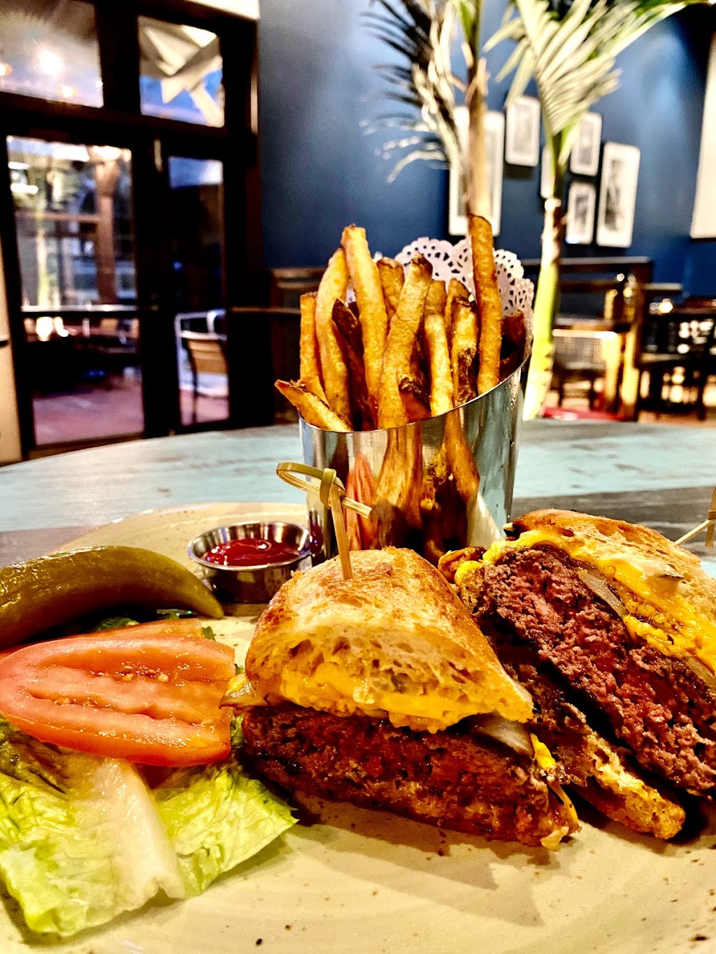 American Bites | restaurant | 478 Green St, San Francisco, CA 94133, USA | 4158345454 OR +1 415-834-5454