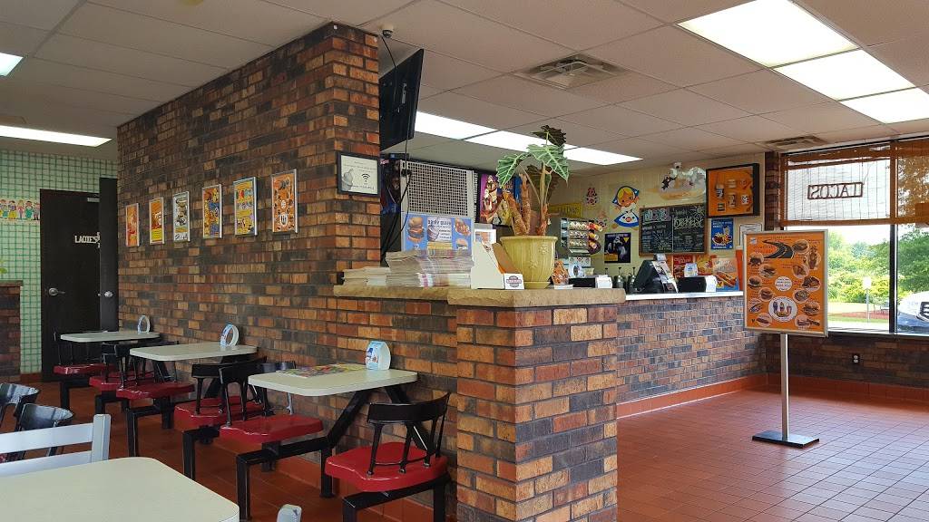 Roadside Ice Cream and Diner | restaurant | 1160 Menomonie St, Eau Claire, WI 54703, USA | 7158349323 OR +1 715-834-9323