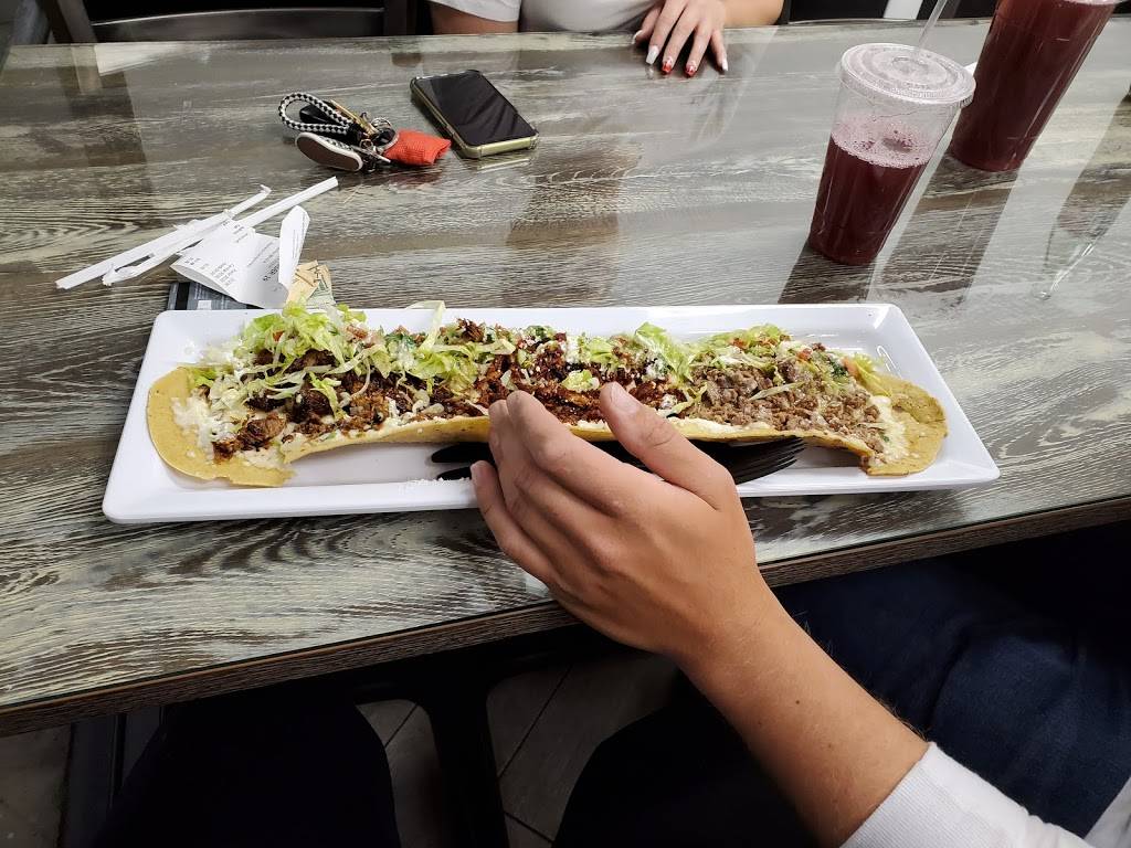 My Lucky Machete Authentic Mexican Street Food | restaurant | 16738 Lakeshore Dr, Lake Elsinore, CA 92530, USA | 9514574066 OR +1 951-457-4066