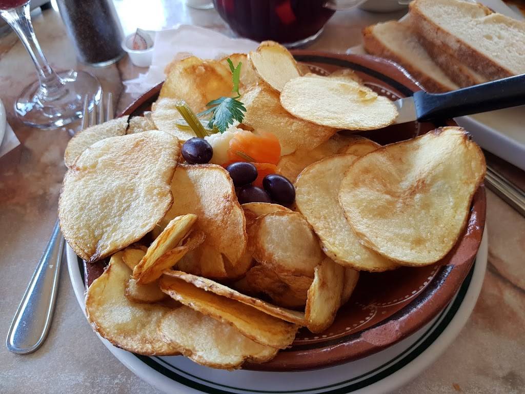 Amadeus Restaurant | restaurant | 184 Augusta Ave, Toronto, ON M5T 2L6, Canada | 4165911245 OR +1 416-591-1245