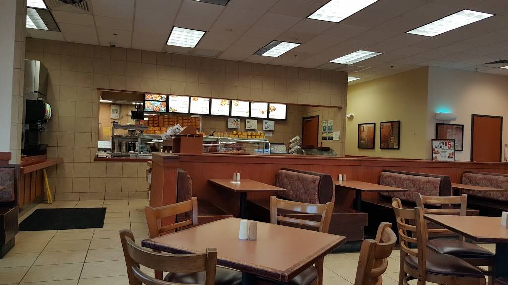 Bojangles Famous Chicken n Biscuits | restaurant | 1644 N Hwy 17, Mt Pleasant, SC 29464, USA | 8432161398 OR +1 843-216-1398