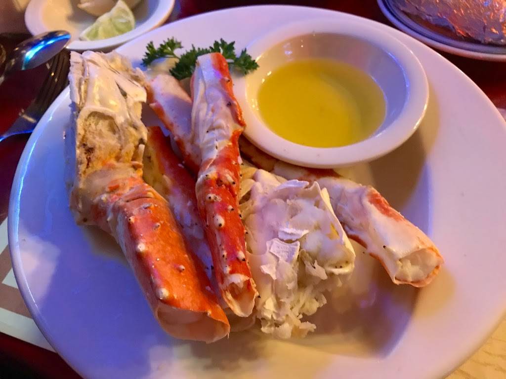 Captains Tavern Restaurant | restaurant | 9625 S Dixie Hwy, Miami, FL 33156, USA | 3056665979 OR +1 305-666-5979