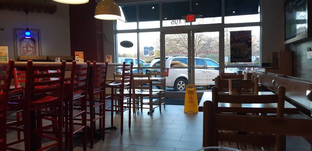 Salsaritas Fresh Mexican Grill | restaurant | 2908 Oak Lake Blvd, Charlotte, NC 28208, USA | 7043299320 OR +1 704-329-9320