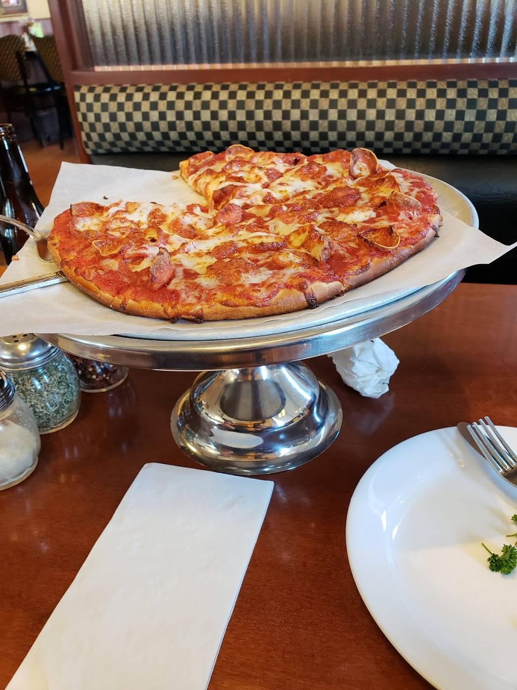 Napolis Pizza | meal delivery | 717 Main St, Belpre, OH 45714, USA | 7404231111 OR +1 740-423-1111