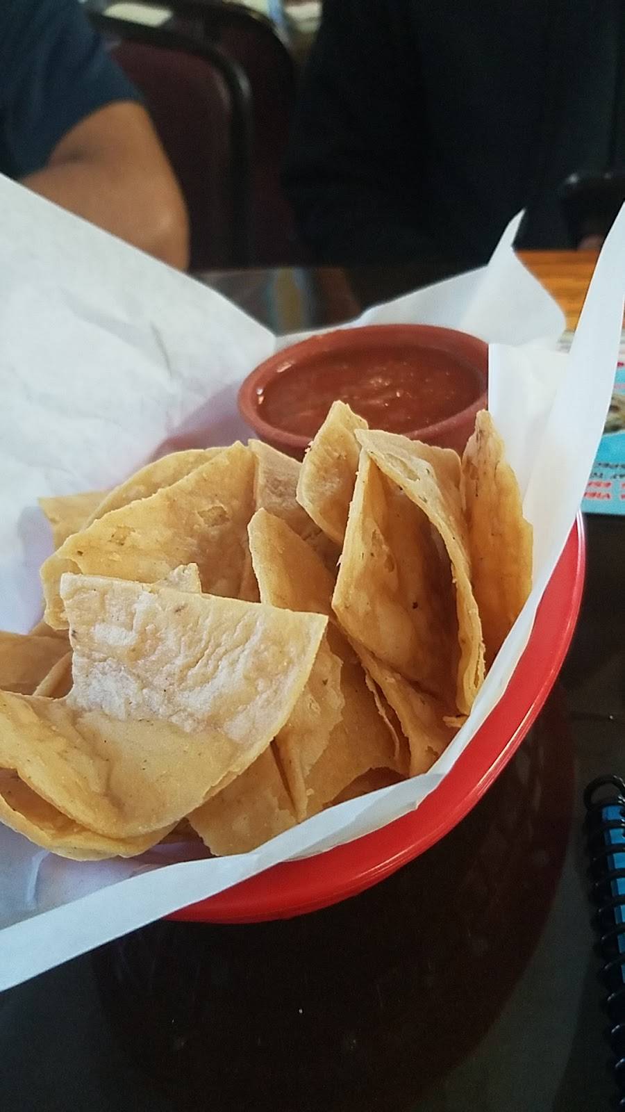 Tortilleria El Taquito | restaurant | 8610 N Lamar Blvd, Austin, TX 78753, USA | 5124906622 OR +1 512-490-6622