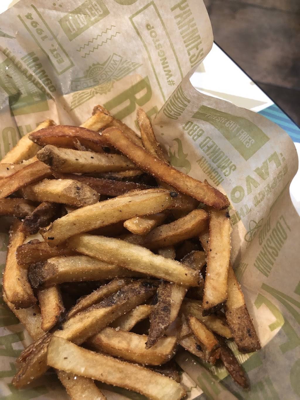 Wingstop | restaurant | 712 Gulfgate Center Mall, Houston, TX 77087, USA | 7136439464 OR +1 713-643-9464