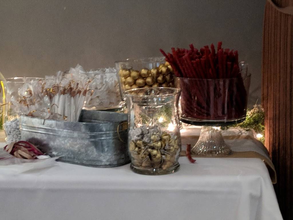 Inn At Eagle Sticks | restaurant | 2655 Maysville Pike, Zanesville, OH 43701, USA | 7404544900 OR +1 740-454-4900