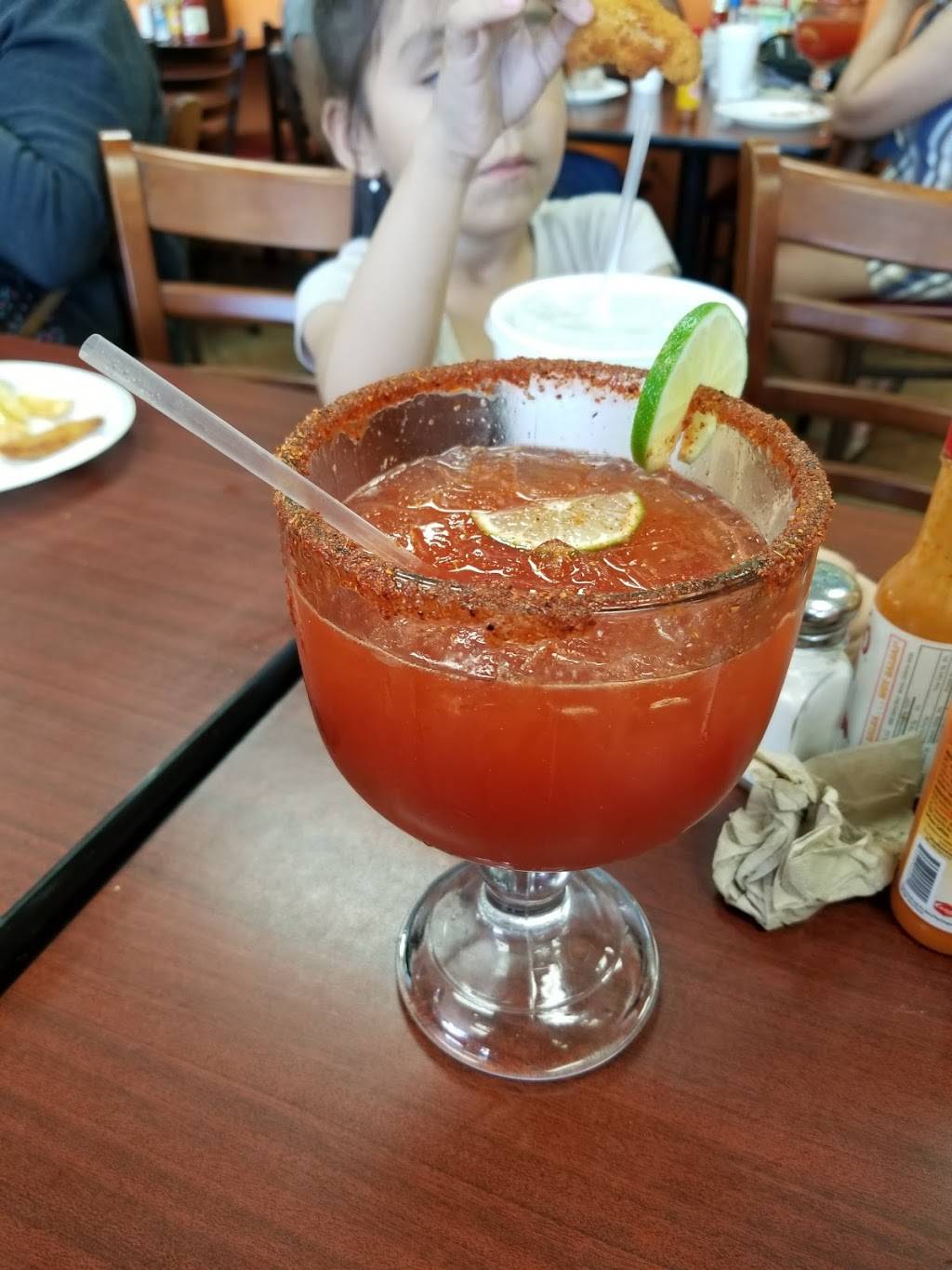 Mariscos El Puerto | restaurant | 5599 Riverside Dr, Chino, CA 91710, USA | 9096282903 OR +1 909-628-2903