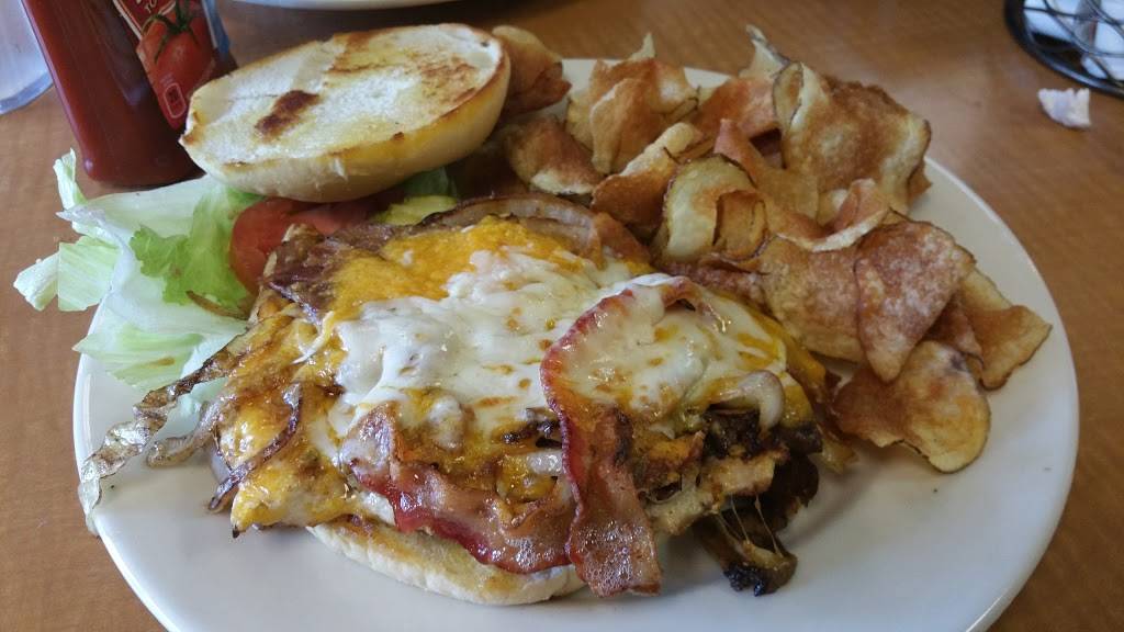 Executive Diner | restaurant | 2516 W Sylvania Ave, Toledo, OH 43613, USA | 4194723447 OR +1 419-472-3447