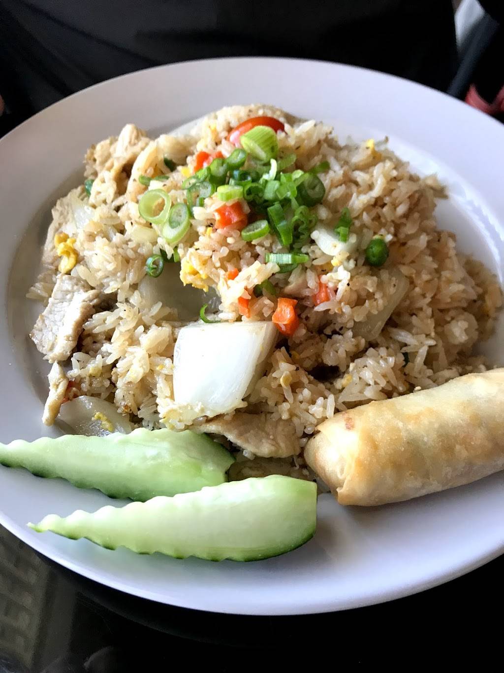 Uthai Authentic cuisine and sushi bar | restaurant | 2359 Oregon Pike #104, Lancaster, PA 17601, USA | 7172086888 OR +1 717-208-6888
