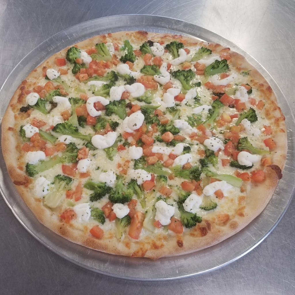 Lilianas Pizza & Grill | restaurant | 1032, 1160 Newark Rd, Toughkenamon, PA 19374, USA | 4849152121 OR +1 484-915-2121