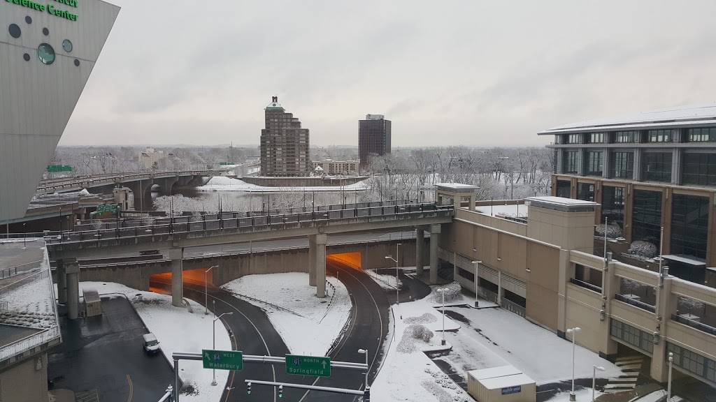 Vivo Seasonal Trattoria | restaurant | 200 Columbus Blvd, Hartford, CT 06103, USA | 8607602333 OR +1 860-760-2333