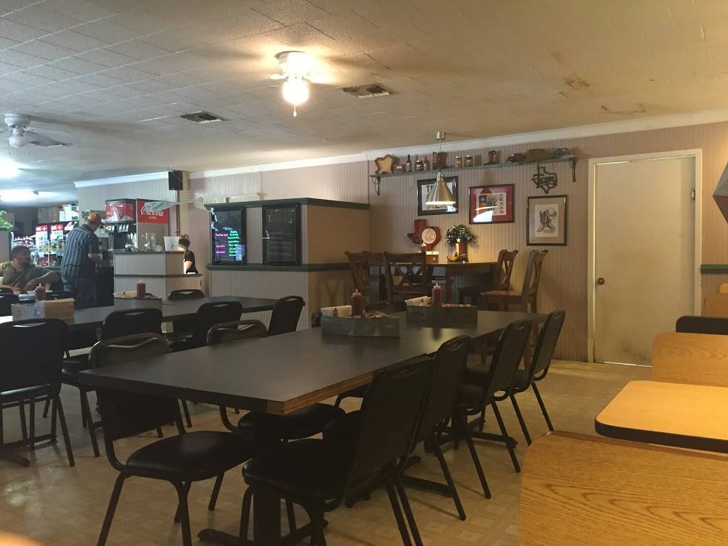 Lees Creek Grocery & Grill | restaurant | 18185 FM 1716, Henderson, TX 75652, USA | 9036432539 OR +1 903-643-2539