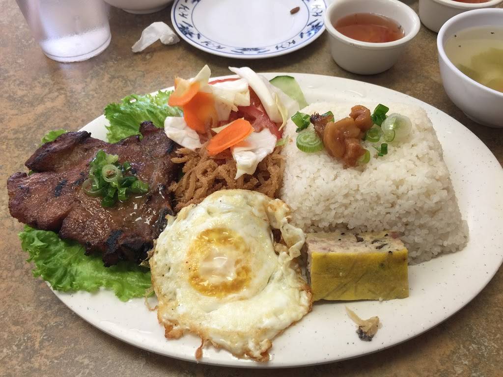 Bun Bo Hue Co Do 1 | restaurant | 10720 Kingspoint Rd b, Houston, TX 77075, USA | 2818881992 OR +1 281-888-1992