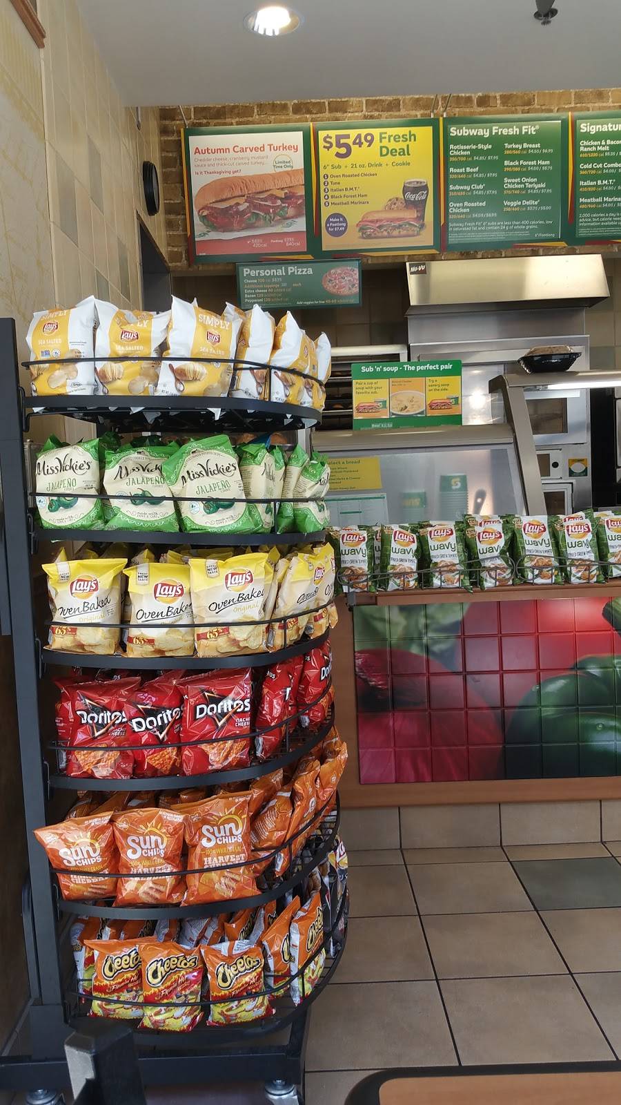 Subway | meal takeaway | 7171 N Hualapai Way Suite 100, Las Vegas, NV 89149, USA | 7026294952 OR +1 702-629-4952