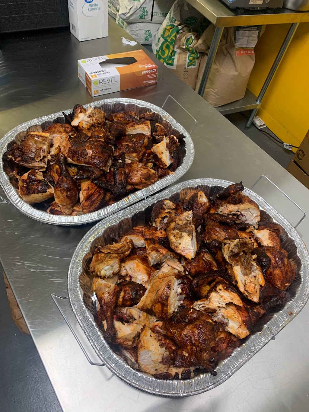 Tortilleria Los Primos | restaurant | 135 S 14th St, Harrisburg, PA 17104, USA | 7177997620 OR +1 717-799-7620