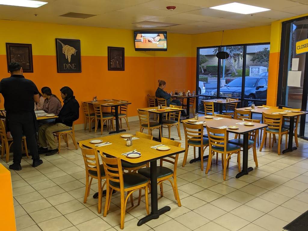 Evelyns Restaurant | restaurant | 250 Reservation Rd suite b, Marina, CA 93933, USA | 8316417514 OR +1 831-641-7514