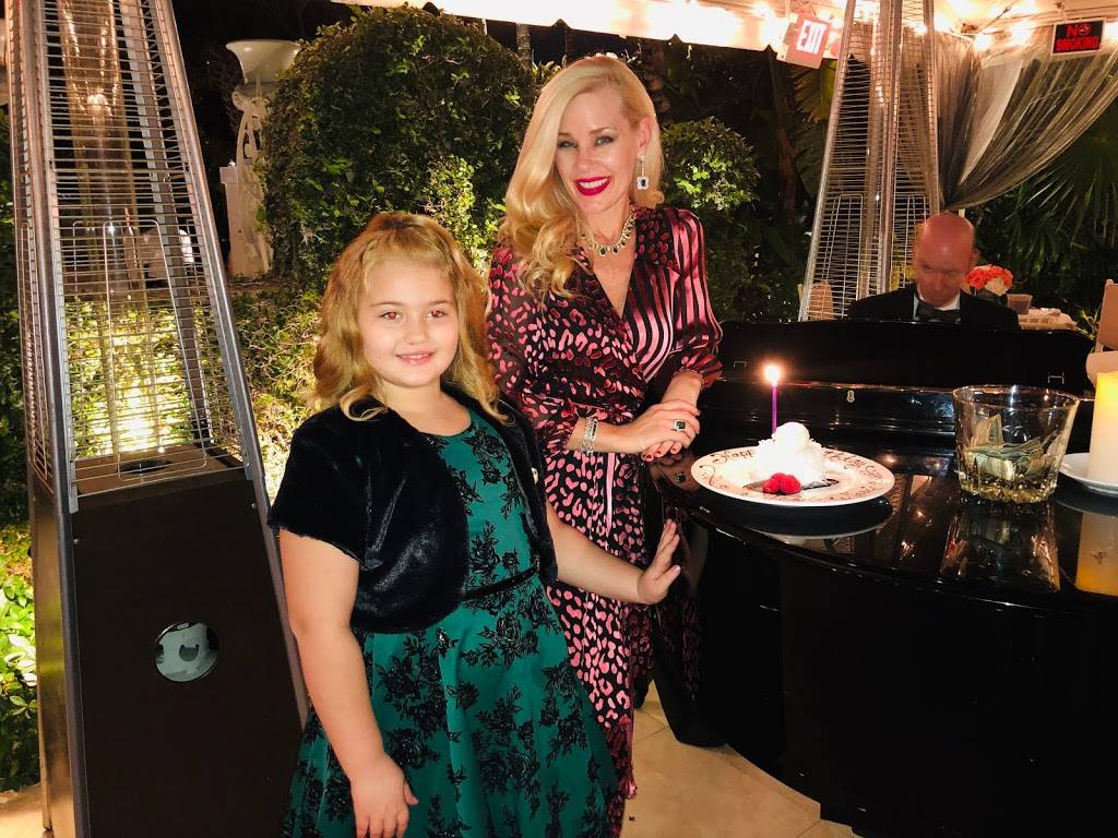 Club-Colette | restaurant | 215 Peruvian Ave, Palm Beach, FL 33480, USA | 5616590537 OR +1 561-659-0537