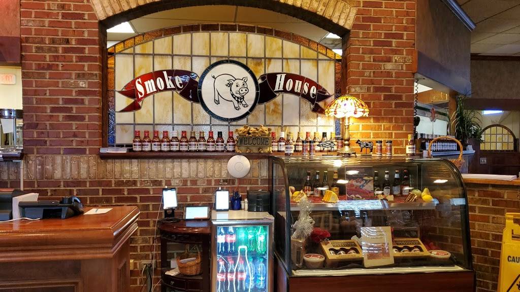 Smokehouse Barbecue - Independence | restaurant | 19000 East 39th St S, Independence, MO 64057, USA | 8167955555 OR +1 816-795-5555