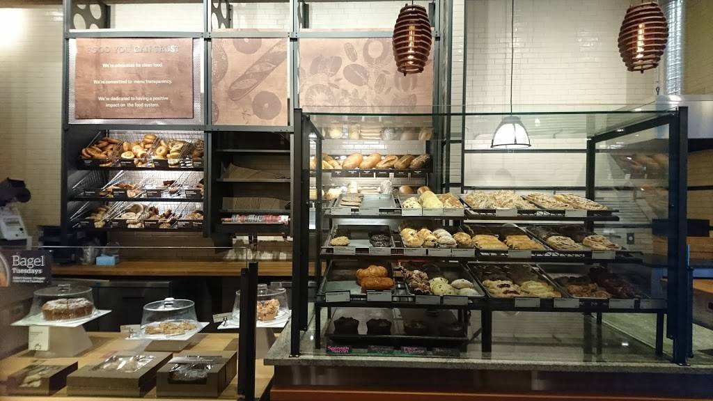 Panera Bread | cafe | 1060 Chapel St, New Haven, CT 06511, USA | 2036240873 OR +1 203-624-0873