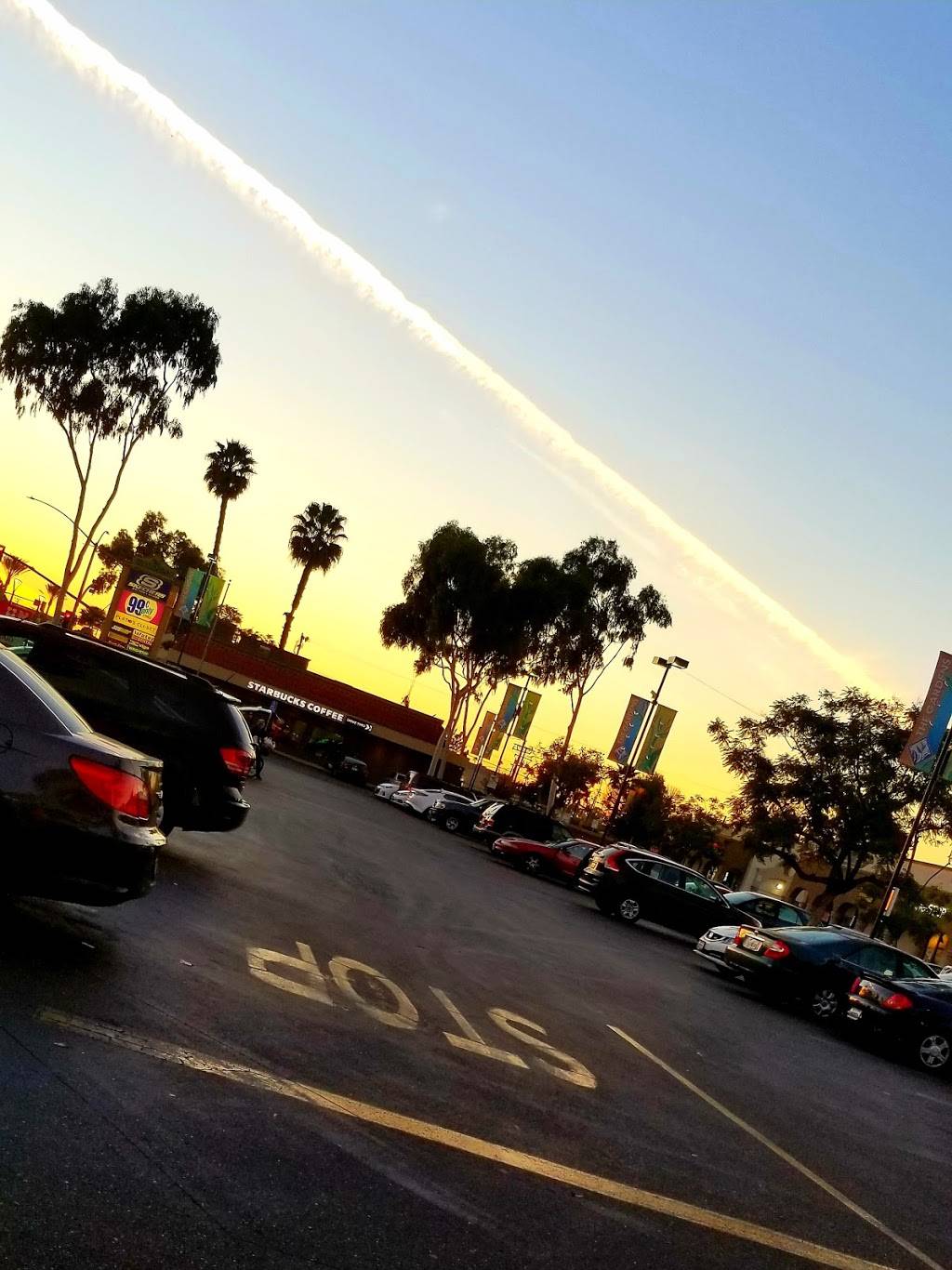 Starbucks | cafe | 12161 E Carson St, Hawaiian Gardens, CA 90716, USA | 5624020293 OR +1 562-402-0293