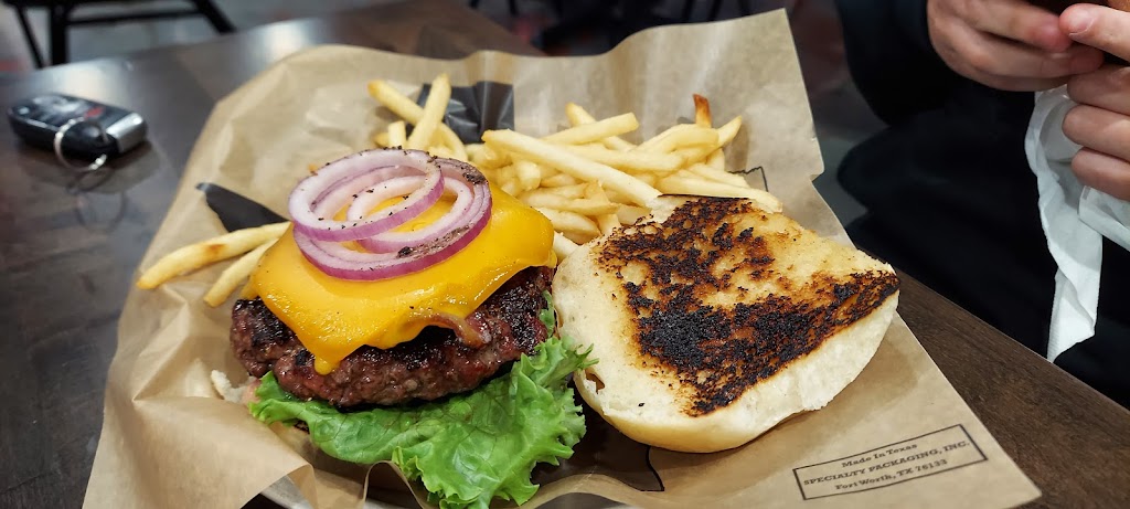 The Wild Rooster | restaurant | 6935 Liberty School Tap Rd, Azle, TX 76020, USA | 8177545601 OR +1 817-754-5601