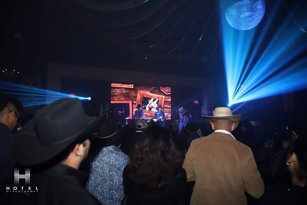 Hotel Discotheque | Hideout Kitchen & Bar | night club | 18326 Tuscany Stone, San Antonio, TX 78258, USA | 2104991111 OR +1 210-499-1111