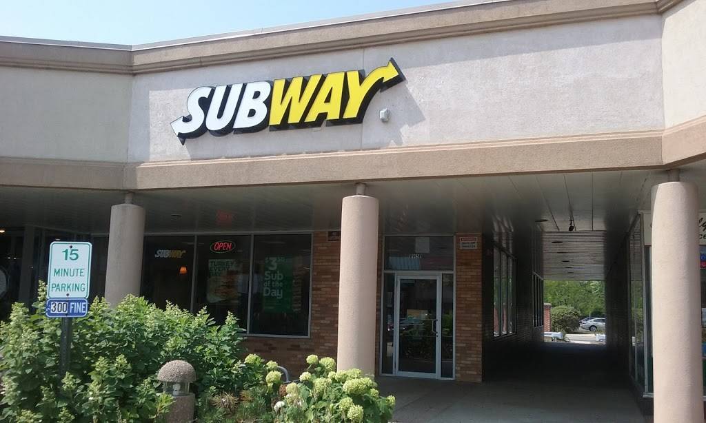 Subway Restaurants | restaurant | 1951 Cherry Ln, Northbrook, IL 60062, USA | 8474809840 OR +1 847-480-9840