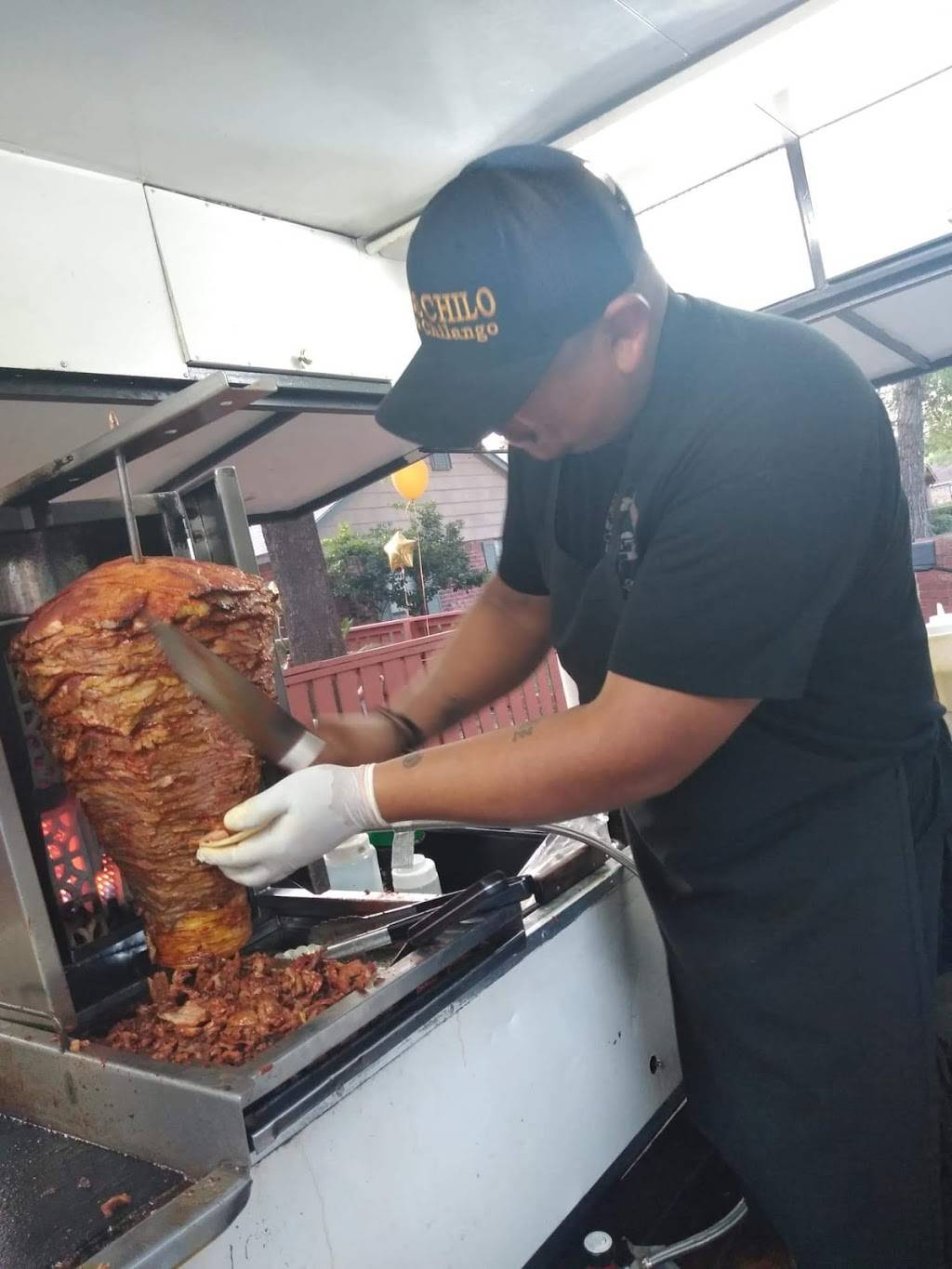 Tacos Chilo estilo chilango | restaurant | 1109 S Walton Walker Blvd, Dallas, TX 75211, USA | 2149898768 OR +1 214-989-8768