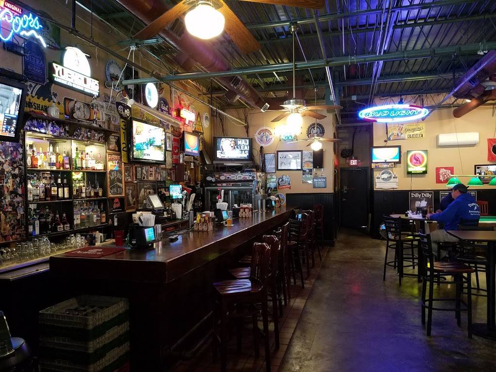 Locos Grill & Pub | restaurant | 601 S Enota Dr NE, Gainesville, GA 30501, USA | 7705345771 OR +1 770-534-5771