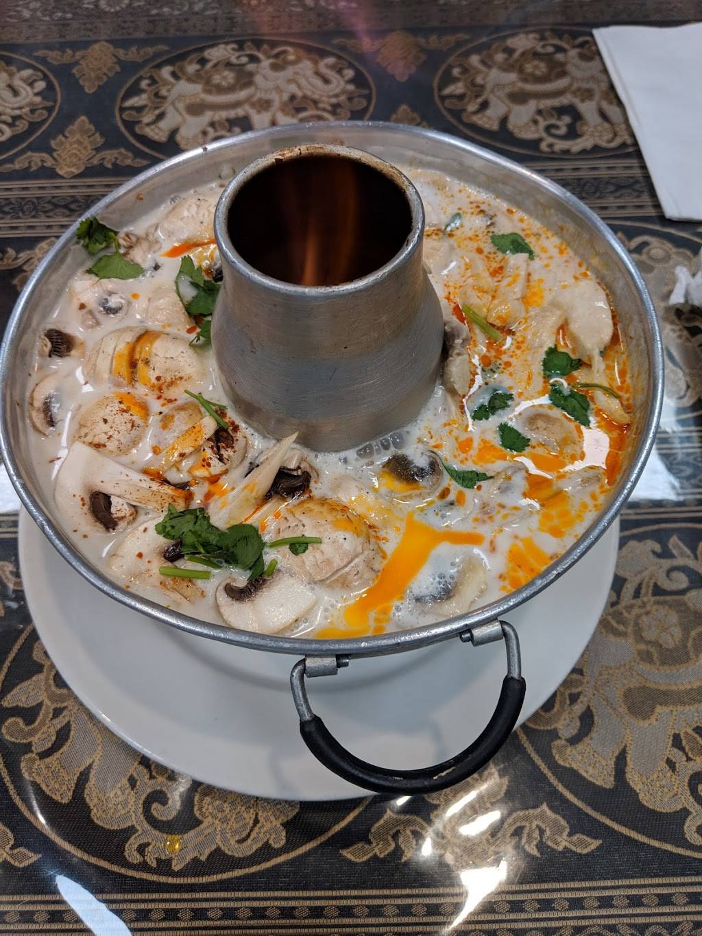 Finest Thai | restaurant | 354 Broadway, El Cajon, CA 92021, USA | 6195882271 OR +1 619-588-2271