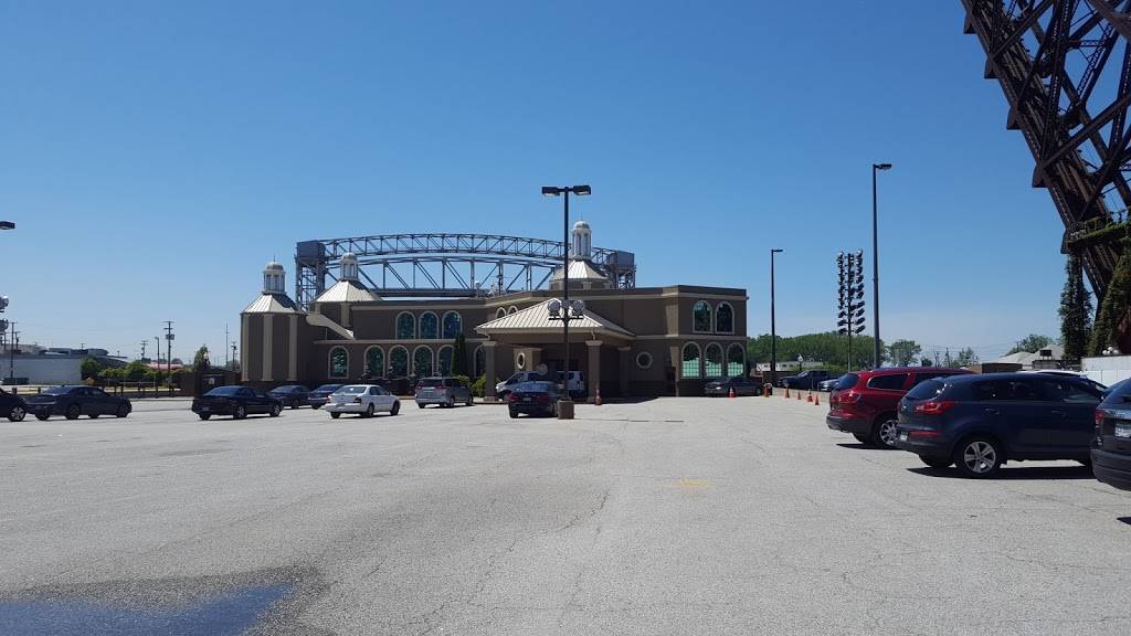 Christies Cabaret Cleveland | night club | 1180 Main Ave, Cleveland, OH 44113, USA | 2165746222 OR +1 216-574-6222