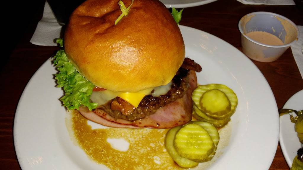 Turks Tavern | restaurant | 11139 Cleveland St, Nunica, MI 49448, USA | 6168377096 OR +1 616-837-7096