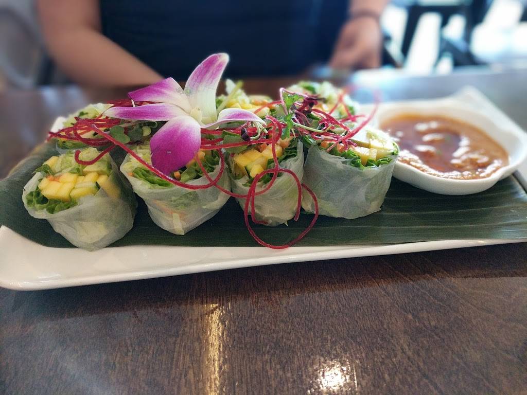 One Waan | restaurant | 2922 Diamond St, San Francisco, CA 94131, USA | 4155866742 OR +1 415-586-6742