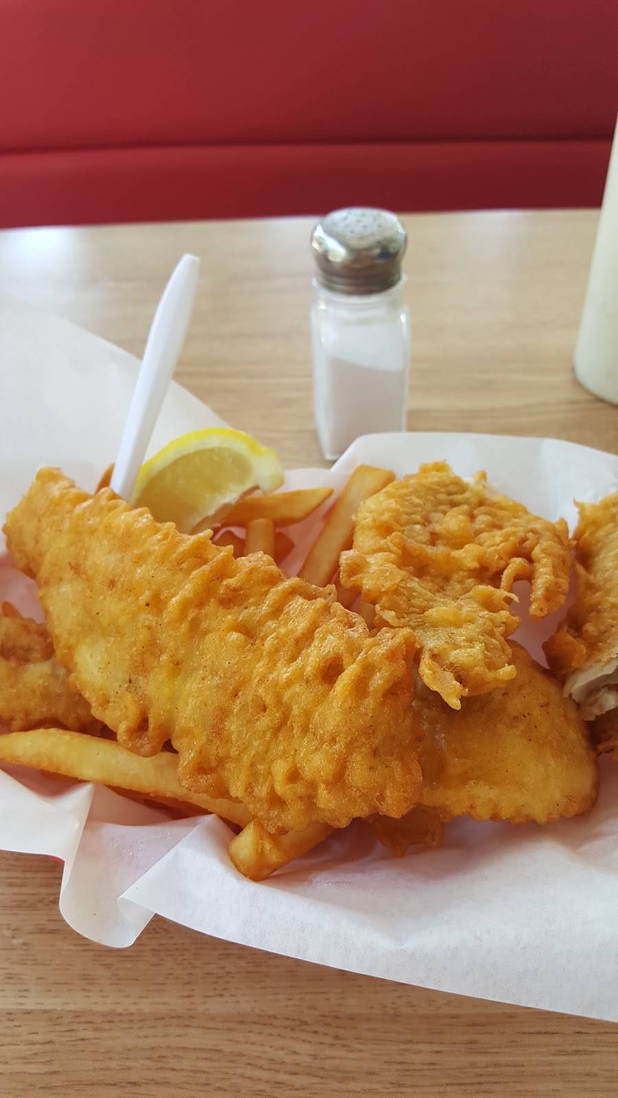 Tugboat Fish & Chips | Vacaville | restaurant | 1989 Peabody Rd # 1, Vacaville, CA 95687, USA | 7074550940 OR +1 707-455-0940