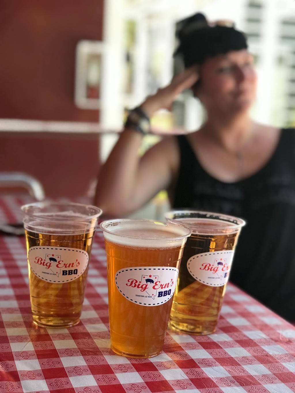 Big Erns BBQ | restaurant | 707 Fremont St, Las Vegas, NV 89101, USA | 7028347845 OR +1 702-834-7845