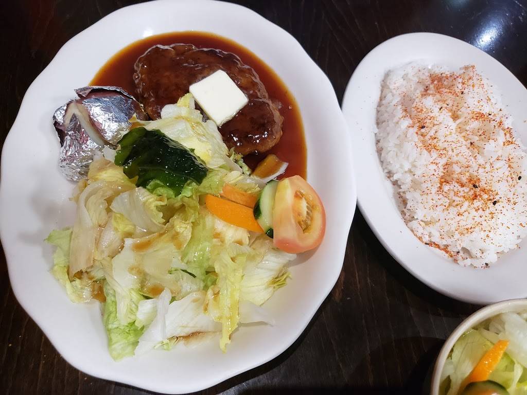 Cafe Mami | restaurant | 1815 Massachusetts Ave, Cambridge, MA 02140, USA | 6175479130 OR +1 617-547-9130