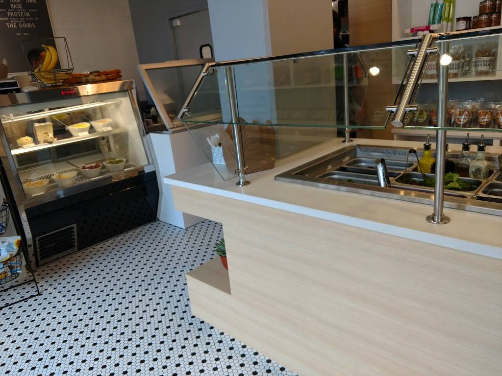 The Grocery OHC | restaurant | 2600 Detroit Ave, Cleveland, OH 44113, USA | 2165744770 OR +1 216-574-4770