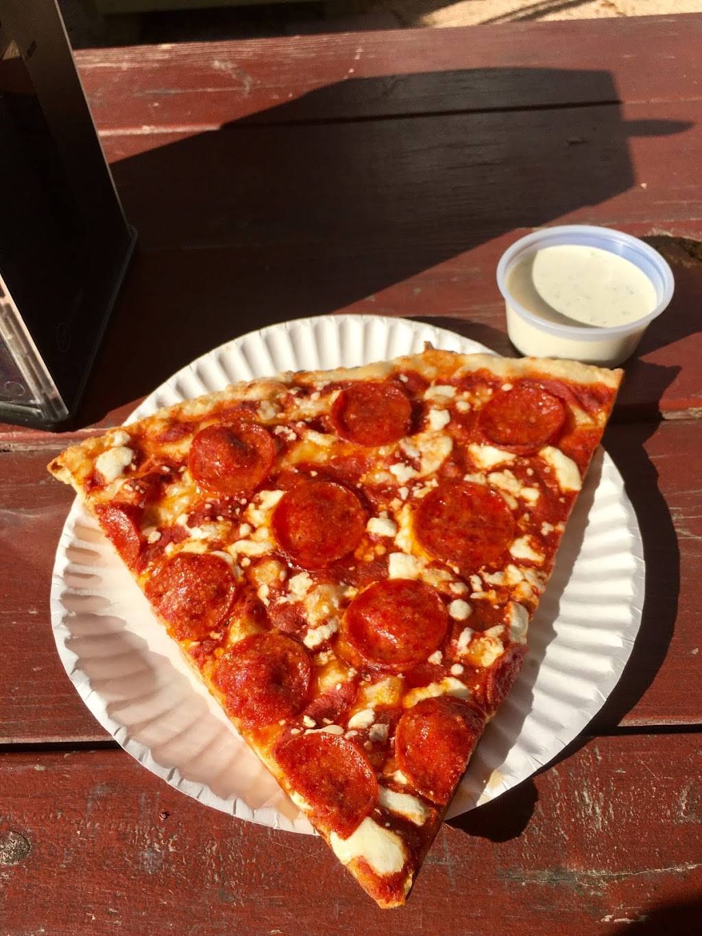 Lunar Pizza | restaurant | 1201 Bastrop Hwy, Austin, TX 78742, USA | 5123649752 OR +1 512-364-9752