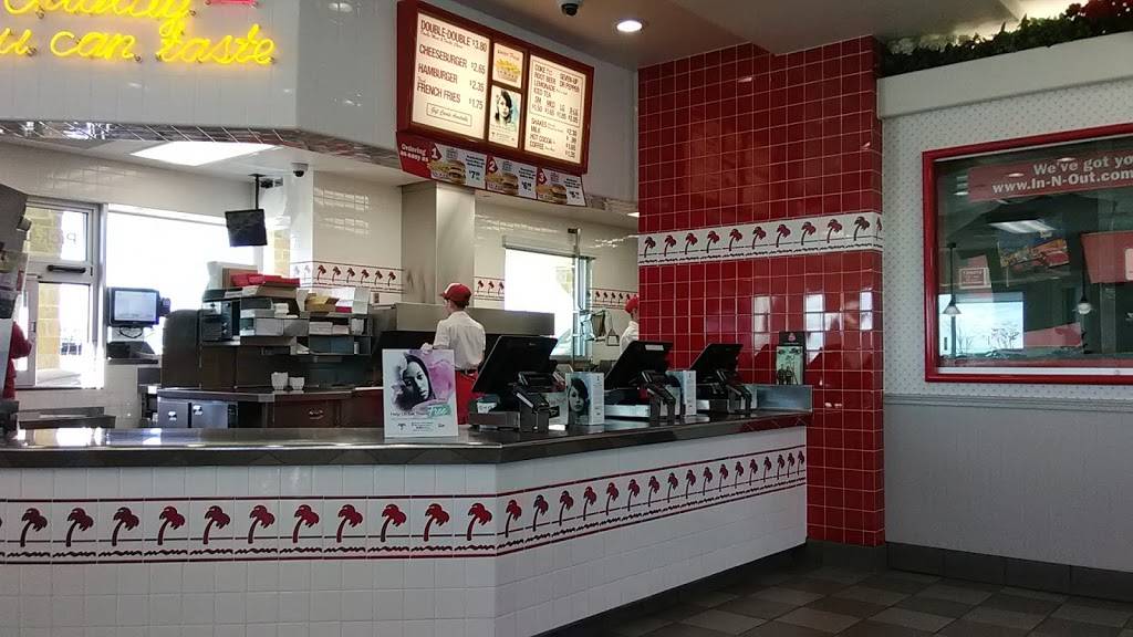 In-N-Out Burger | restaurant | 2835 W University Dr, Denton, TX 76201, USA | 8007861000 OR +1 800-786-1000