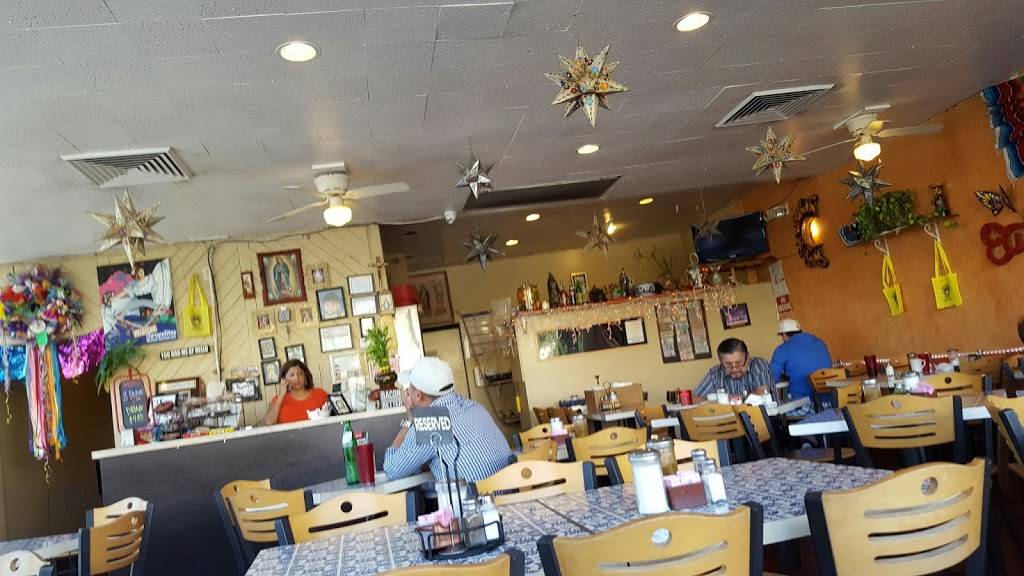 Carmelitas | restaurant | 2218 Broadway St, San Antonio, TX 78215, USA | 2102245540 OR +1 210-224-5540