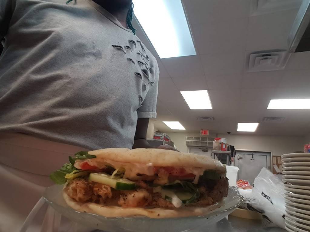 Tavern On the Green at Eagle Ridge | restaurant | 565 Competition Rd, Raleigh, NC 27603, USA | 9199778094 OR +1 919-977-8094