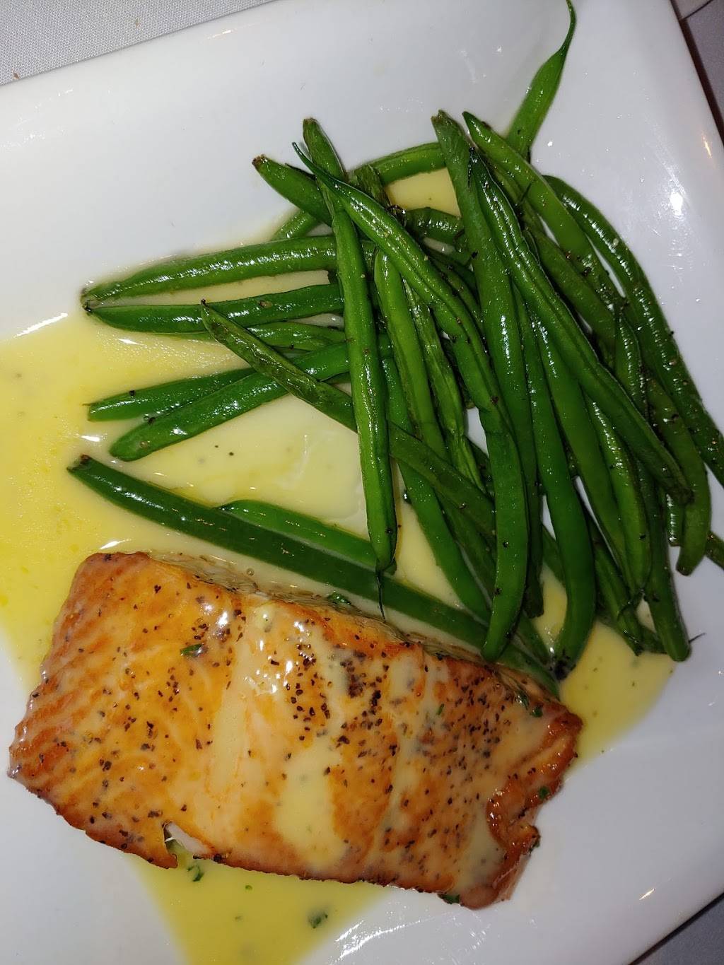 The Euro Bistro | restaurant | 6450 28th St SE, Grand Rapids, MI 49546, USA | 6167192017 OR +1 616-719-2017