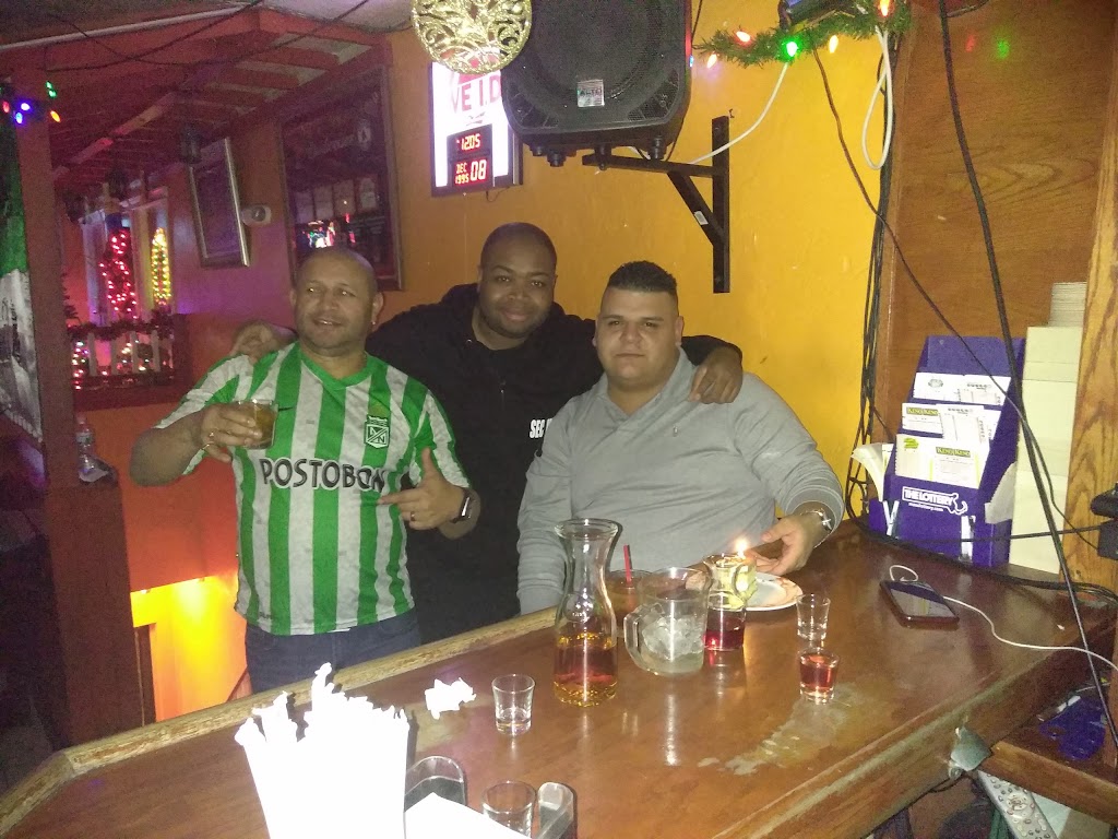 La Terraza Restaurant Bar | restaurant | 19 Bennington St, Boston, MA 02128, USA | 6175615200 OR +1 617-561-5200