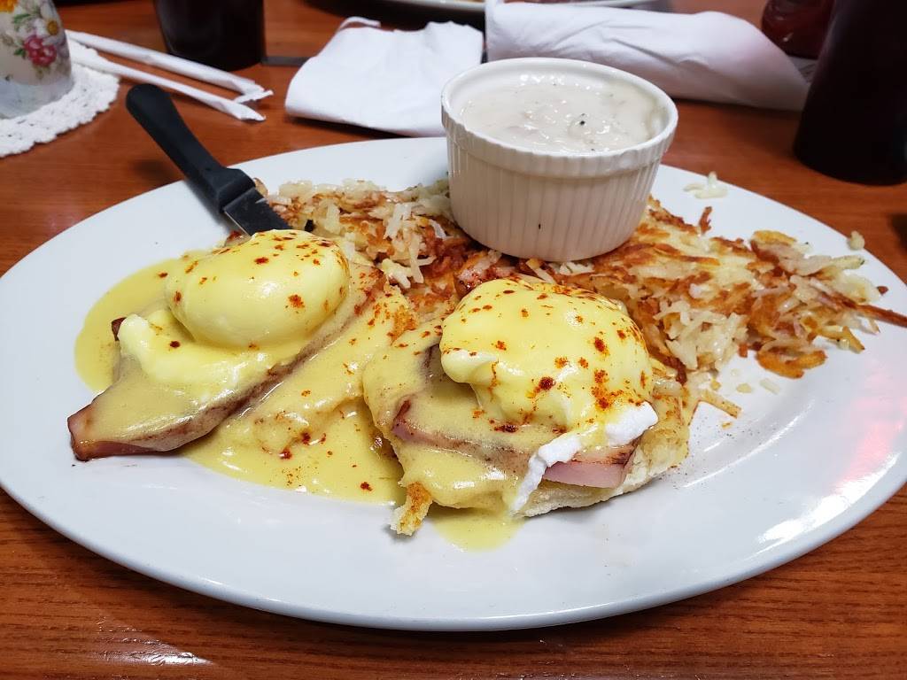 Paola Eatery | restaurant | 110 W Peoria St, Paola, KS 66071, USA | 9132711722 OR +1 913-271-1722