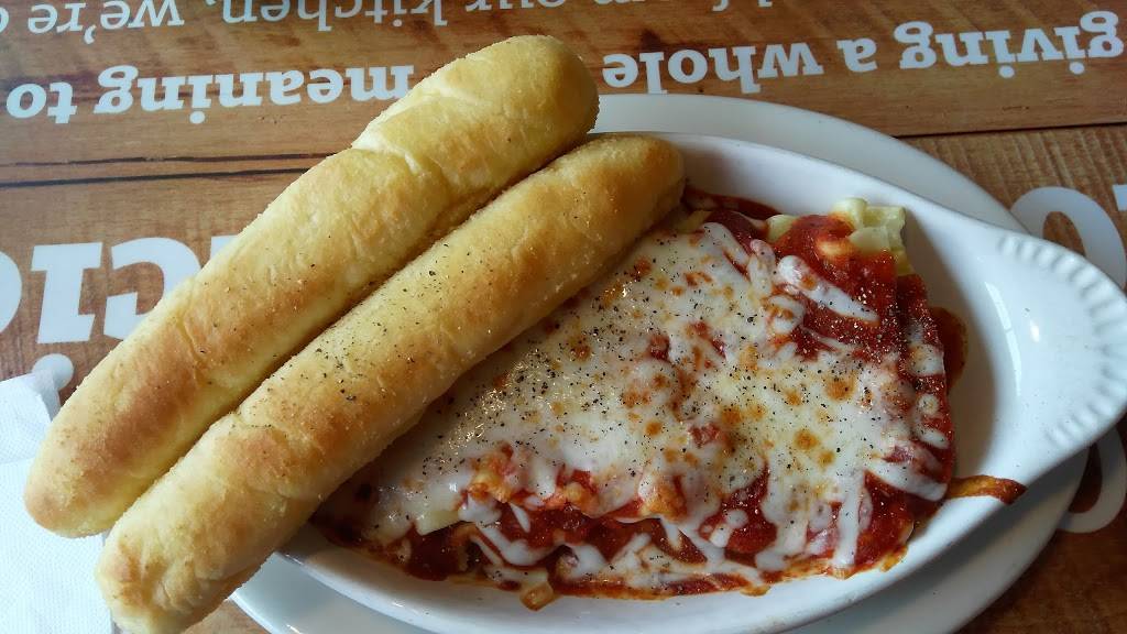 Fazolis | restaurant | 10833 W Greenfield Ave, West Allis, WI 53214, USA | 4142583411 OR +1 414-258-3411