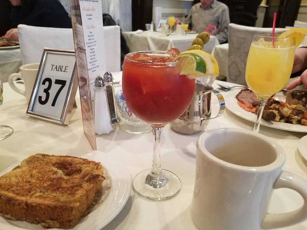 The Birchwood of Polish Town | restaurant | 512 Pulaski St, Riverhead, NY 11901, USA | 6317274449 OR +1 631-727-4449