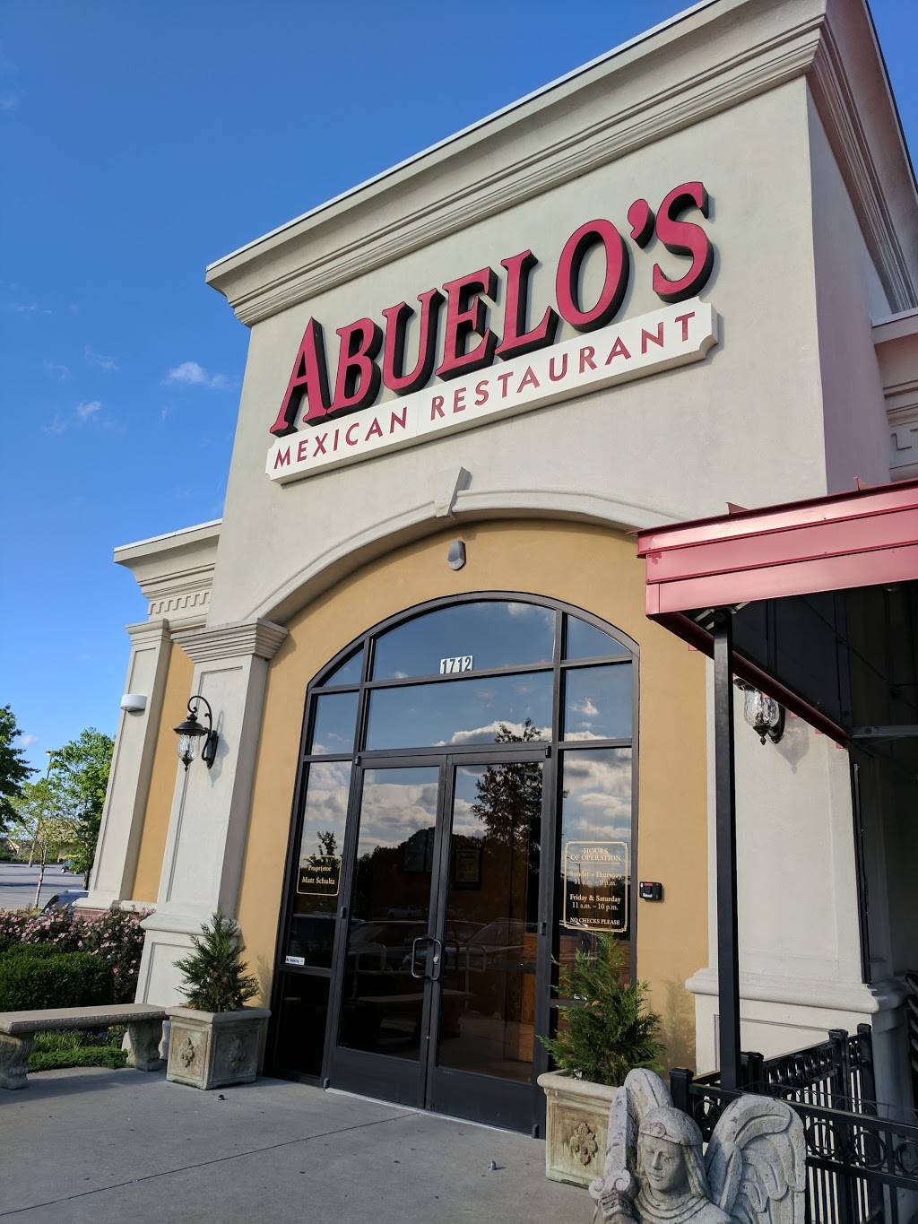 Abuelos Mexican Restaurant | restaurant | Greenbrier Mall, 1712 Ring Rd, Chesapeake, VA 23320, USA | 7579617610 OR +1 757-961-7610