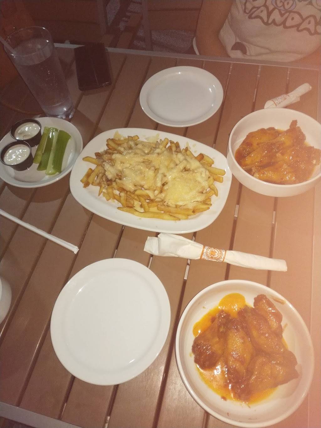 Buffalo Wings & Rings | restaurant | 6963 S Liberty Dr, Liberty Township, OH 45044, USA | 5137799464 OR +1 513-779-9464